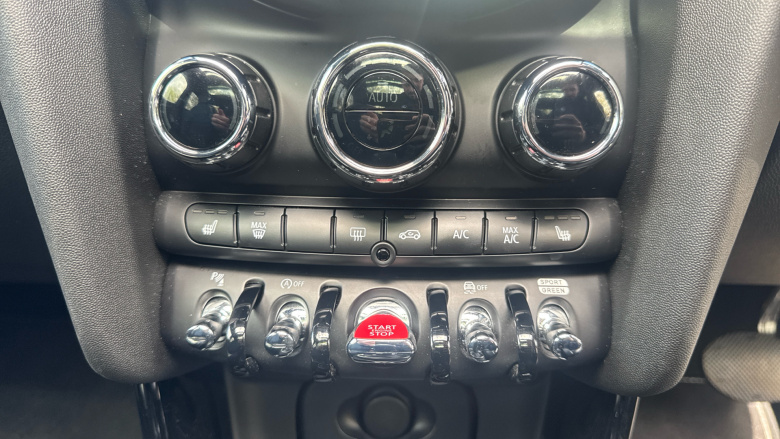 MINI Hatchback 2.0 Cooper S Exclusive 5dr Auto Petrol Hatchback